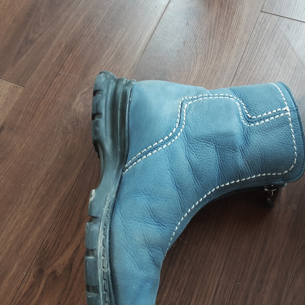 Pajar Teal Front-Zip Sherpa-Lined Winter Boots - Picture 3 of 6